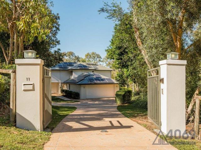 Cottage for sale in Toombul, Queensland