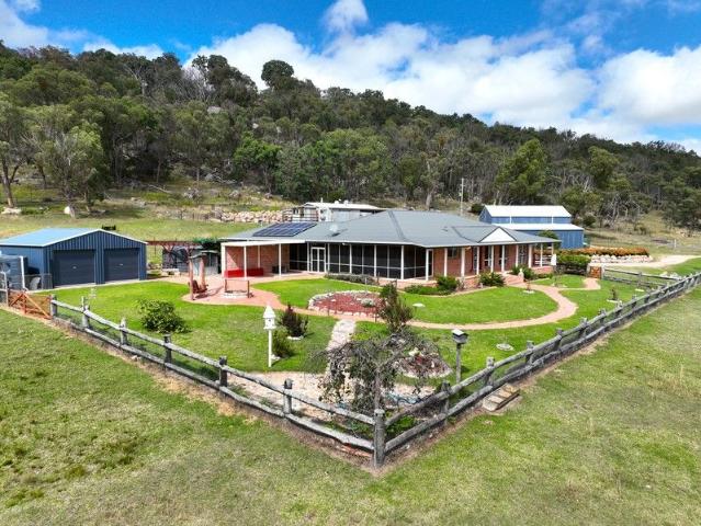Cottage for sale in Bolivia, New South Wales