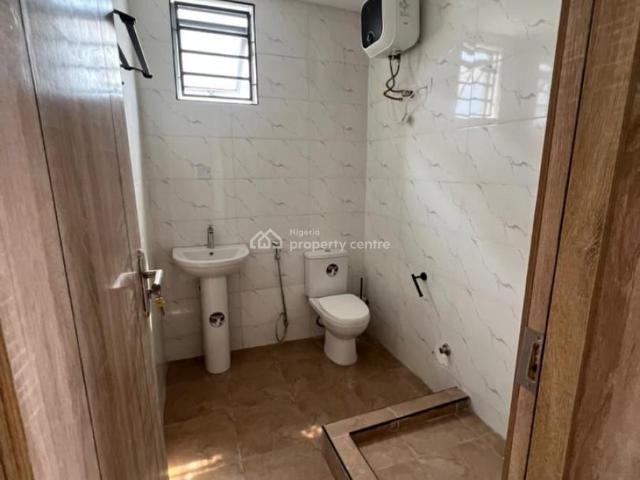 Detached house for rent in Eti Osa, Lagos