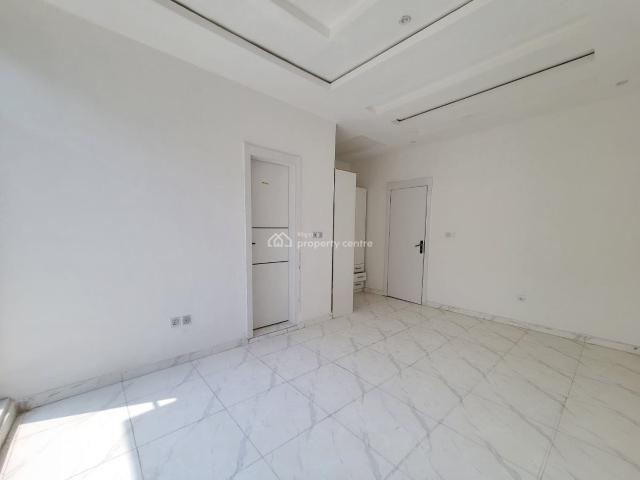 Detached duplex for rent in Eti Osa, Lagos