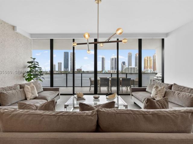 House for rent in Aventura, Florida