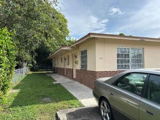 House for rent in Hollywood, Florida