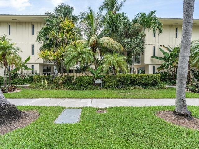 House for rent in Key Biscayne, Florida