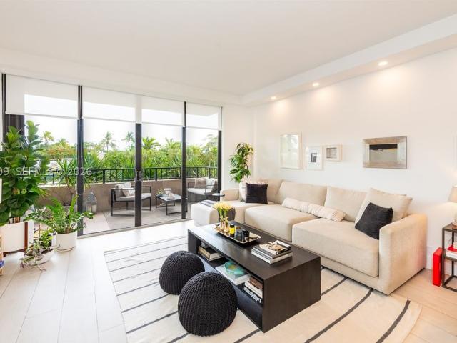 House for rent in Key Biscayne, Florida