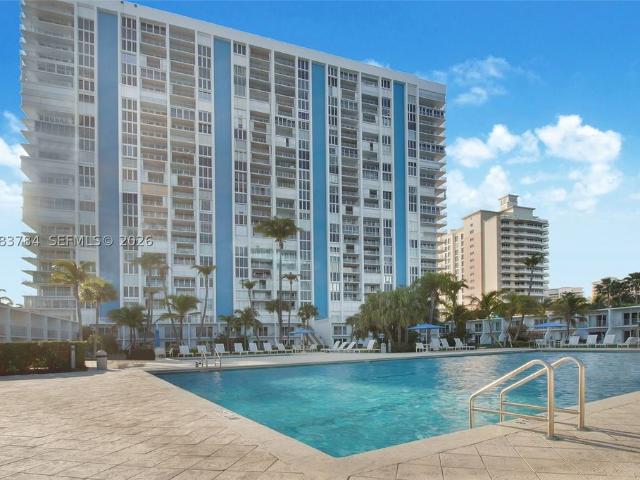 House for rent in Key Biscayne, Florida