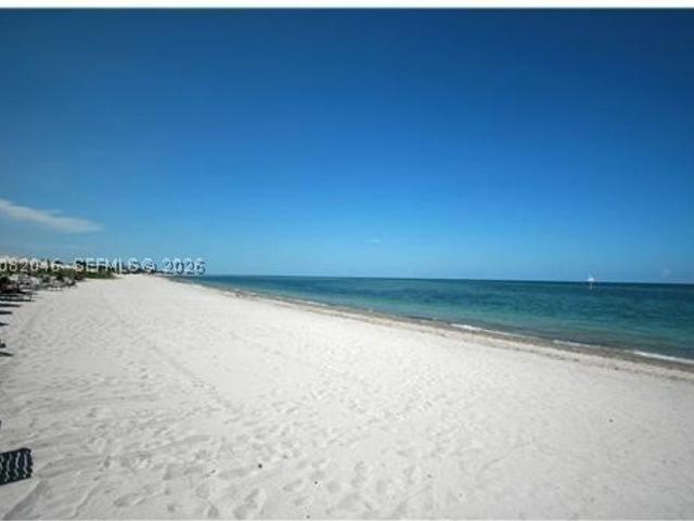 House for rent in Key Biscayne, Florida