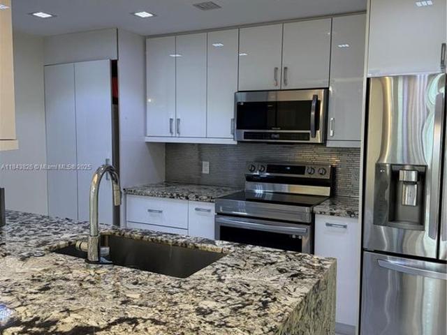 House for rent in Sunrise