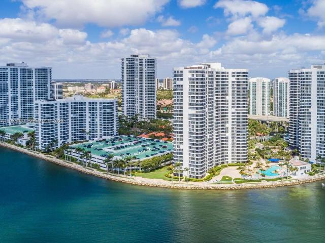 House for sale in Aventura, Florida