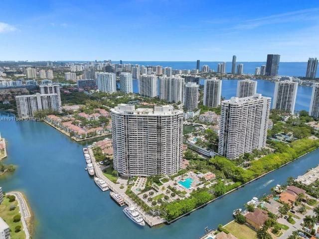 House for sale in Aventura, Florida