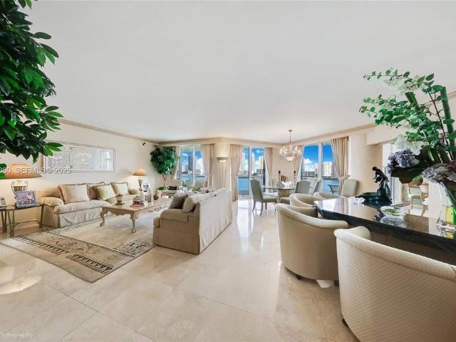House for sale in Aventura, Florida