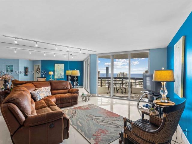 House for sale in Aventura, Miami-Dade County
