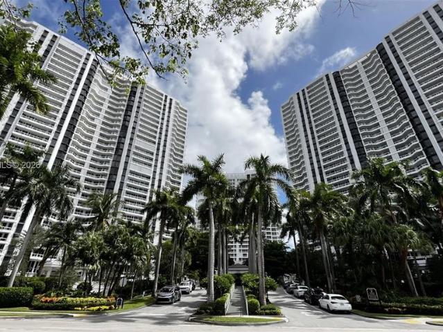 House for sale in Aventura, Florida