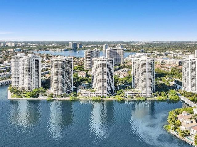 House for sale in Aventura, Miami-Dade County