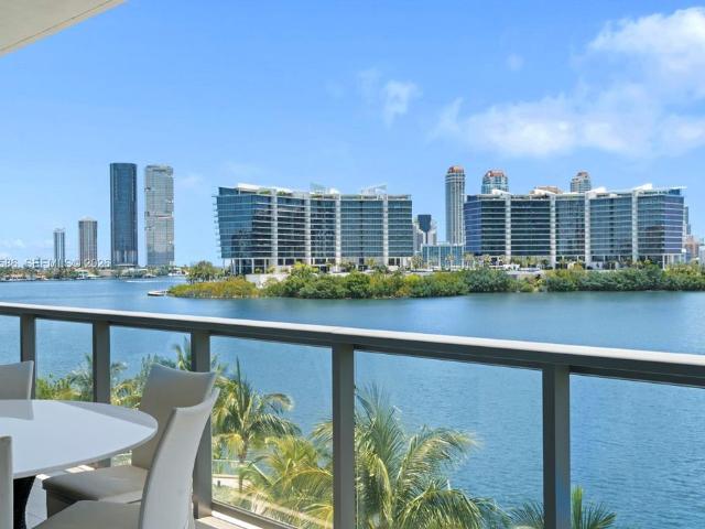 House for sale in Aventura, Miami-Dade County