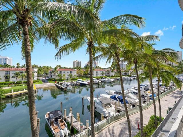 House for sale in Aventura, Florida