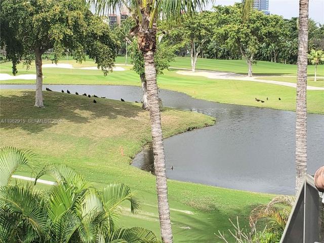 Townhouse for sale in Aventura, Florida