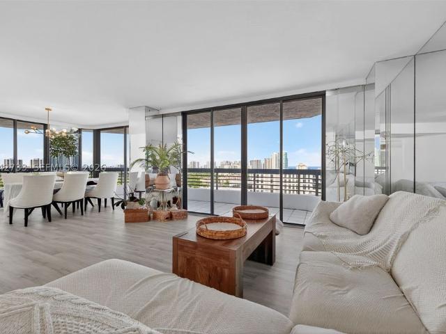 House for sale in Aventura, Miami-Dade County