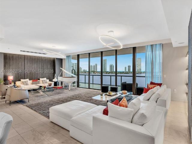 House for sale in Aventura, Florida