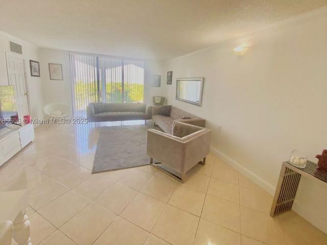 House for sale in Bal Harbour Village, Miami-Dade County