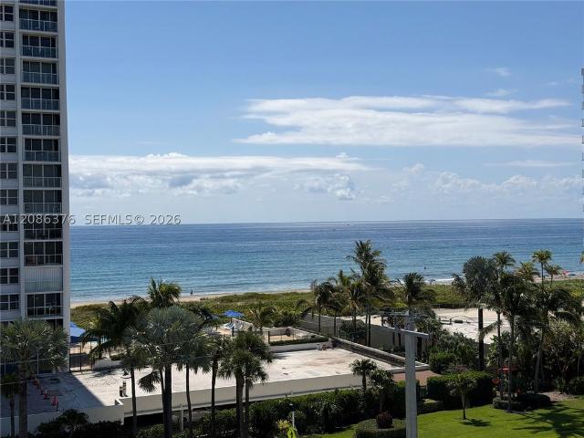 House for sale in Boca Raton, Palm Beach County