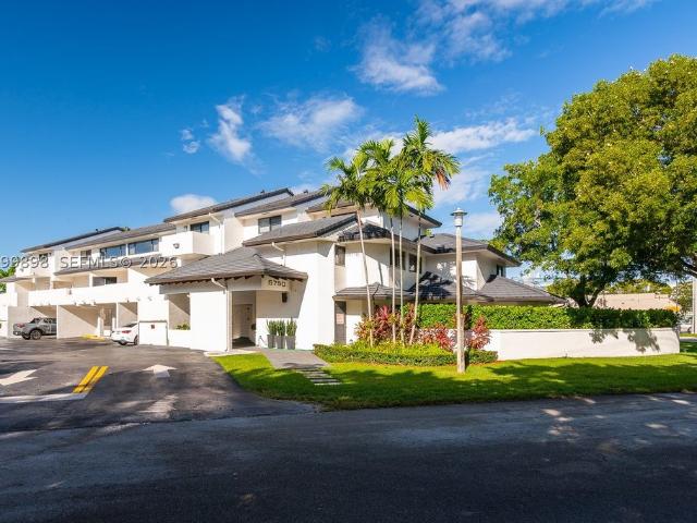 House for sale in Coral Gables, Miami-Dade County