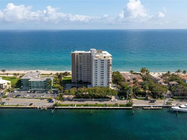 House for sale in Hillsboro Beach