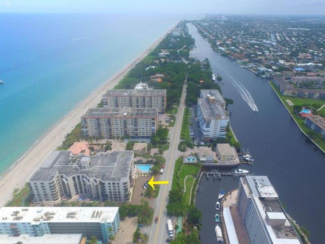 House for sale in Hillsboro Beach