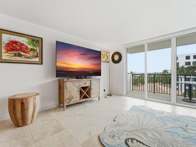 House for sale in Hillsboro Beach, Florida