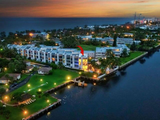 House for sale in Hillsboro Beach