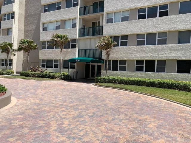 House for sale in Hillsboro Beach, Florida