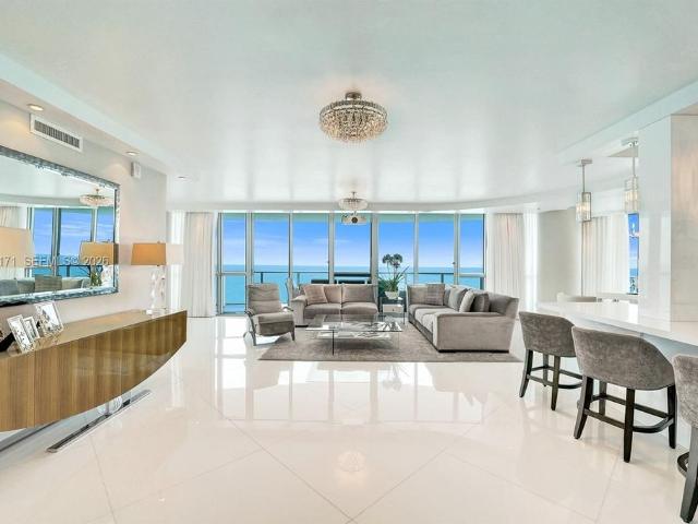 House for sale in Hollywood, Florida