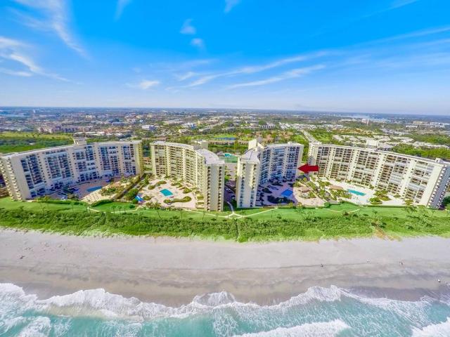 House for sale in Jupiter, Florida