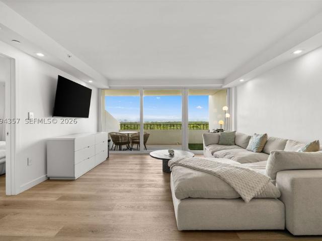 House for sale in Key Biscayne, Miami-Dade County