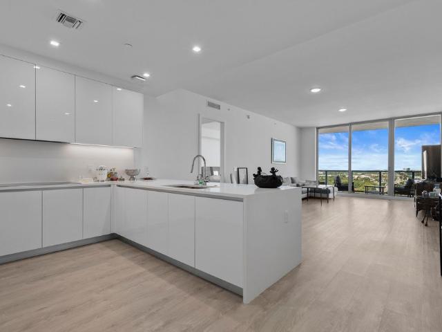House for sale in Lake Park, Florida