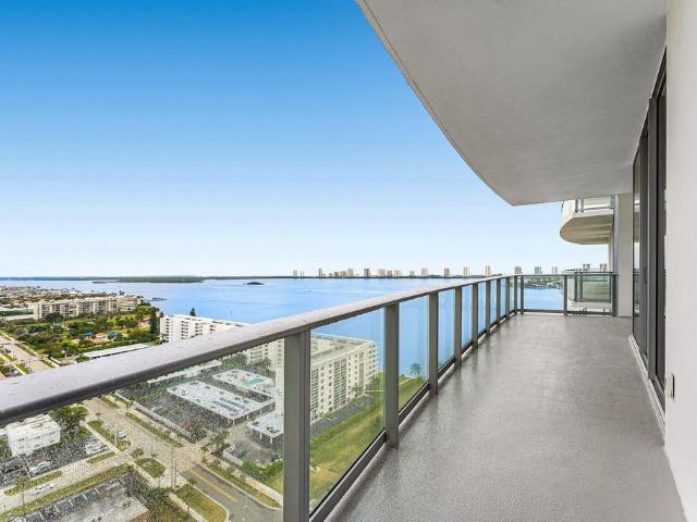 House for sale in Lake Park, Florida