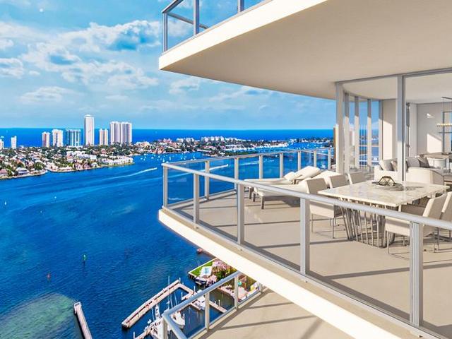 House for sale in Lake Park