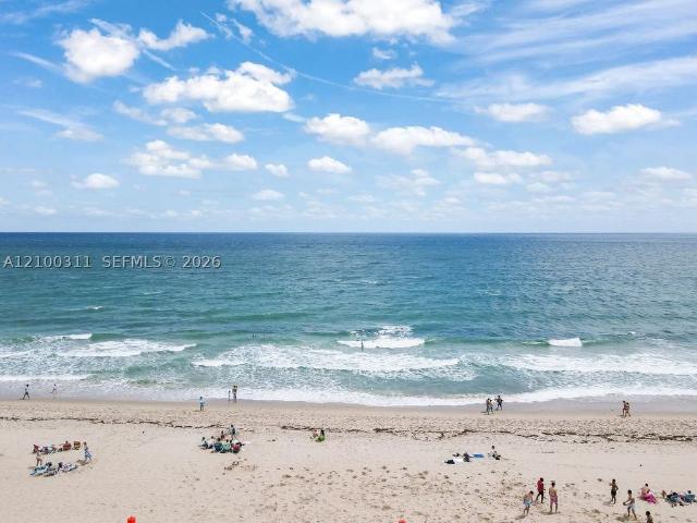 House for sale in Lauderdale-by-the-Sea, Broward County