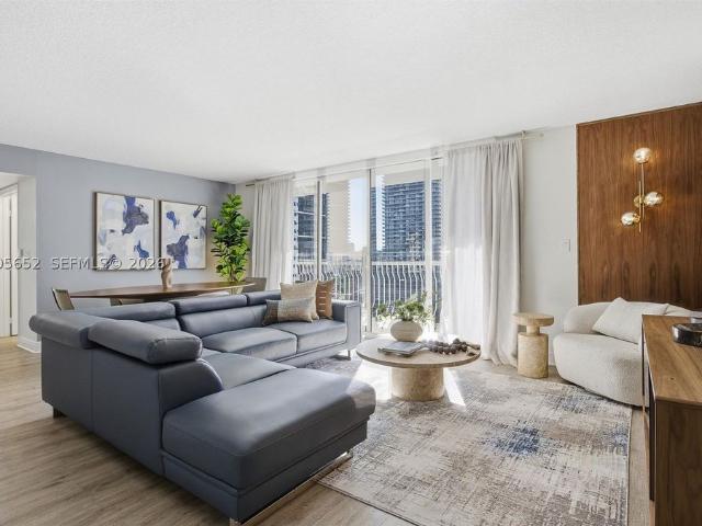 House for sale in Miami, Miami-Dade County