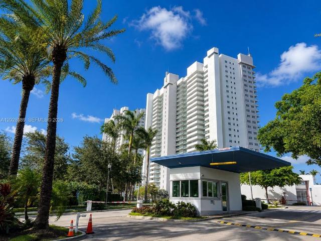 House for sale in North Miami, Florida