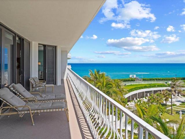House for sale in Palm Beach, Palm Beach County
