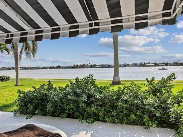 House for sale in Palm Beach, Palm Beach County