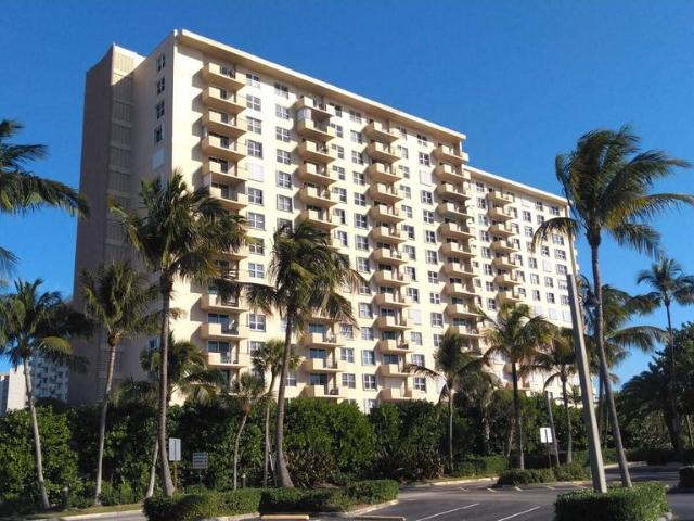 House for sale in Pompano Beach, Florida