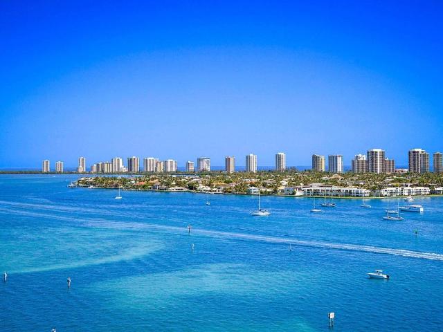 House for sale in Riviera Beach, Florida