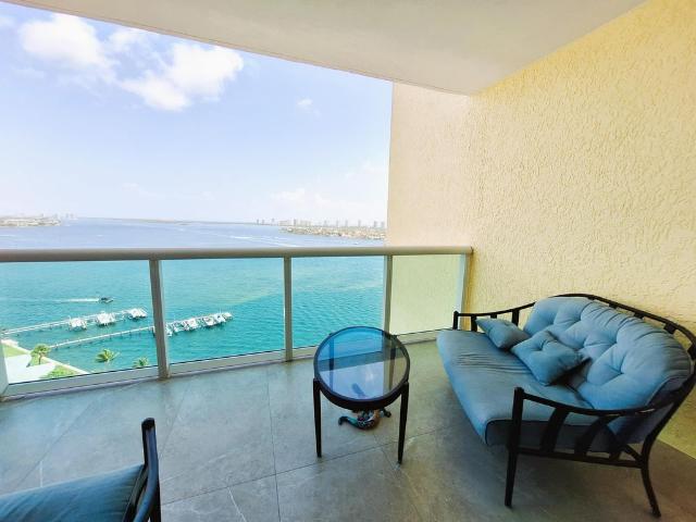 House for sale in Riviera Beach, Palm Beach County