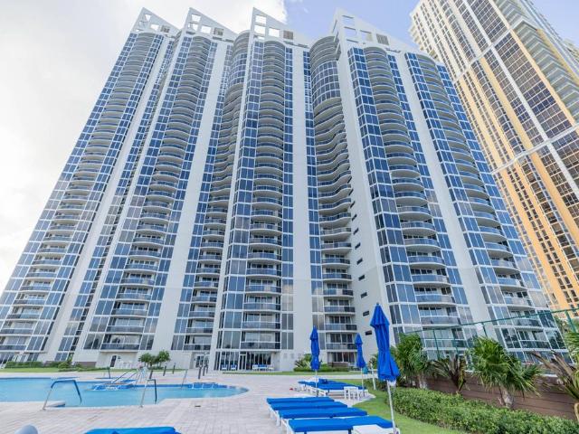 House for sale in Sunny Isles Beach, Miami-Dade County