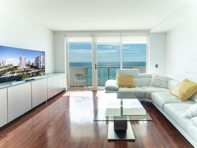 House for sale in Surfside, Miami-Dade County