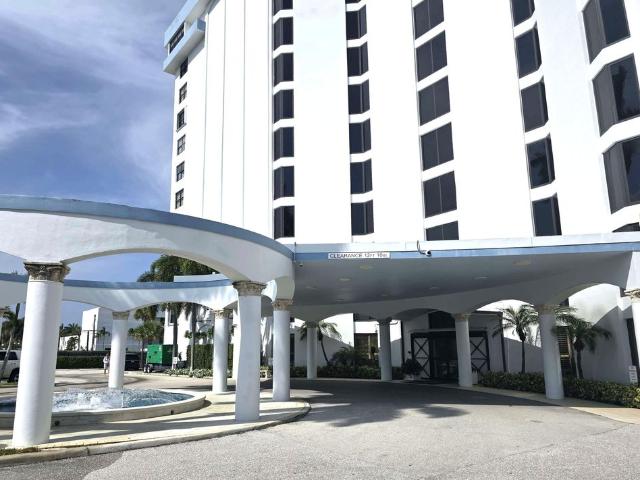 House for sale in West Palm Beach, Florida