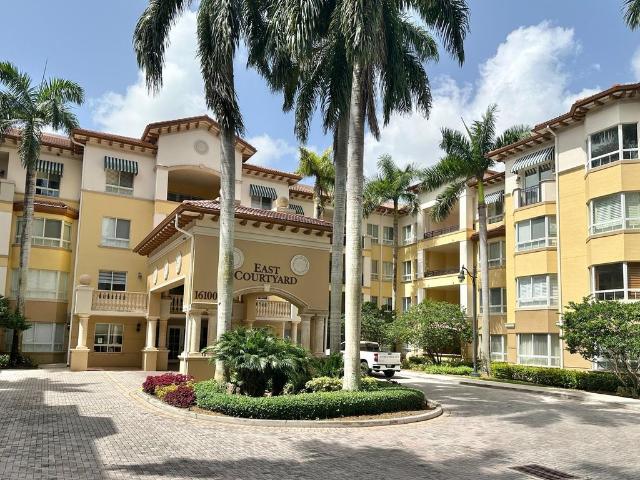 House for sale in Weston, Florida