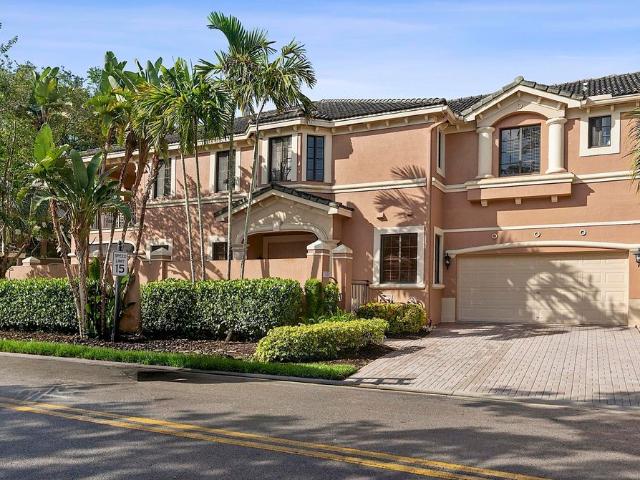 House for sale in Weston, Florida