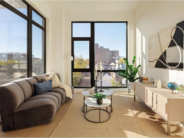 Apartment for sale in Arverne, New York